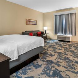 Hampton Inn Marion - Guest room