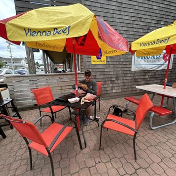 Manzanita Mudd Dogs - Patio or gravel. Self serve. Yummy HOT DOGS - Hot Dogs Near Me - Manzanita, Oregon Manzanita Mudd Dogs - Patio or gravel. Self serve. Yummy HOT DOGS - Hot Dogs Near Me - Manzanita, Oregon