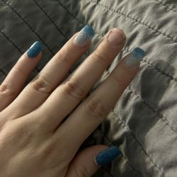Jericho Nails - Nail popped off in a week