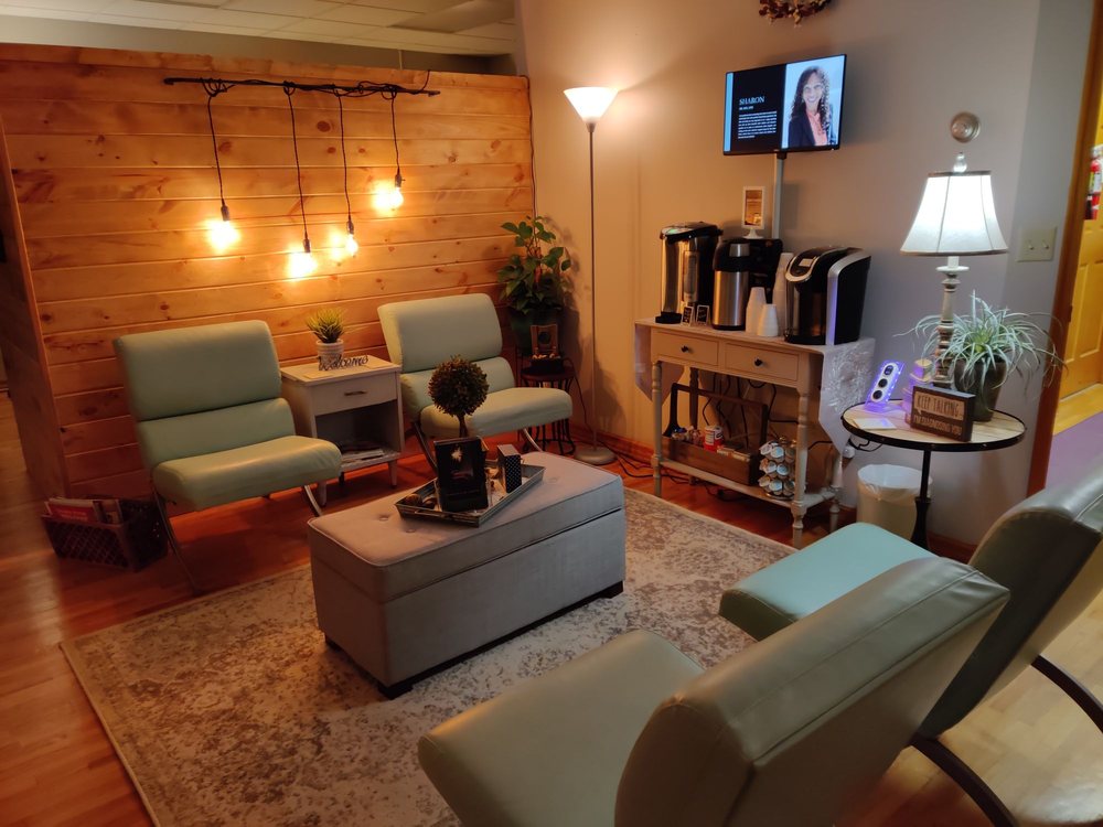 THE THERAPIST 10 Photos 401 W Laurel St, Brainerd, Minnesota