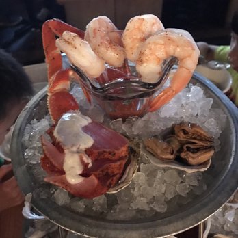 Pearl Diver - Top tier of the seafood circus. Both the cured fish and mussels doesn't taste fresh. - Seafood Near Me - Toronto, Ontario Pearl Diver - Top tier of the seafood circus. Both the cured fish and mussels doesn't taste fresh. - Seafood Near Me - Toronto, Ontario