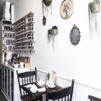 Kitten and the Bear - Coffee & Tea Near Me - Toronto, Ontario Kitten and the Bear - Coffee & Tea Near Me - Toronto, Ontario