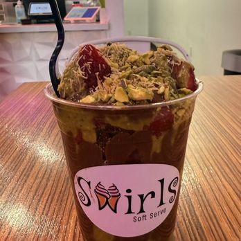 Swirls Soft Serve - Dubai chocolate strawberries - Ice Cream & Frozen Yogurt Near Me - Upland, California