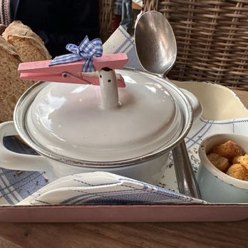 Alpenrose Vail - Kartoffel Suppe - adorable presentation - German Near Me - Vail, Colorado