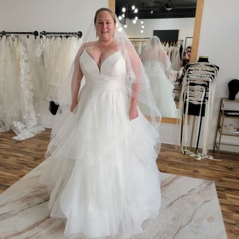 ELEVEN BRIDAL CURVY COUTURE - Updated May 2026 - 26 Photos & 30 Reviews -  6901 Lenox Village Dr, Nashville, Tennessee - Bridal - Phone Number - Yelp