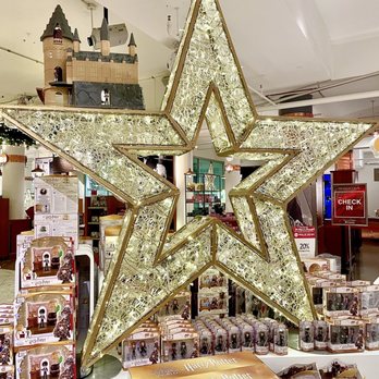Macy's - Department Stores Near Me - Chicago, Illinois