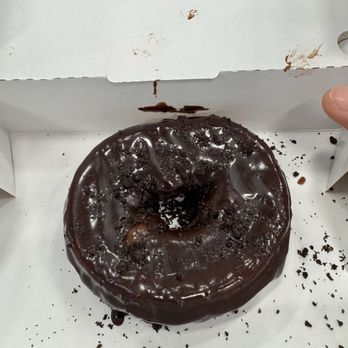 Duck Donuts - What they serve in reality (not very much oreo topping for an oreo donut). Looks nothing like what they advertise - Donuts Near Me - Walnut Creek, California