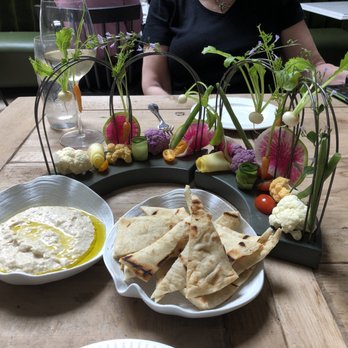 1906 Fine Dining - Vegetable crudités with white bean hummus and pita - New American Near Me - Kennett Square, Pennsylvania