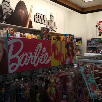 Kohl's - My two favorites Barbie and Star Wars - Department Stores Near Me - ROSEVILLE, Michigan