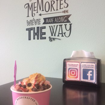 22 Below - Ice Cream & Frozen Yogurt Near Me - Salem, Oregon