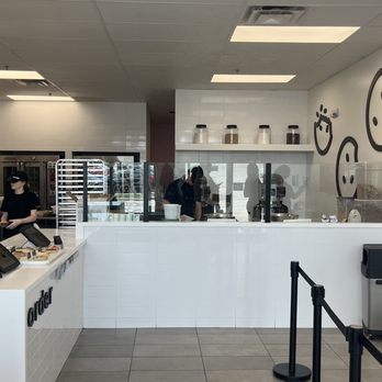 Crumbl - Overland Park - Inside - Bakeries Near Me - Overland Park, Kansas Crumbl - Overland Park - Inside - Bakeries Near Me - Overland Park, Kansas