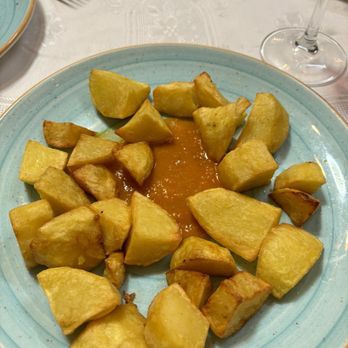 Paco Alcalde - Patatas bravas - Seafood Near Me - Barcelona, B