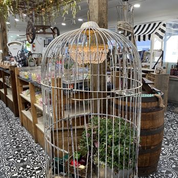 The Farmhouse - Fruits & Veggies Near Me - Roy, Utah