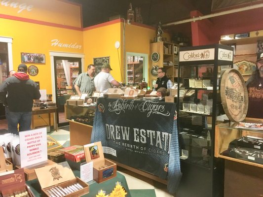 Tobacco Haven, 44C Rt 13, Brookline, NH 03033, US