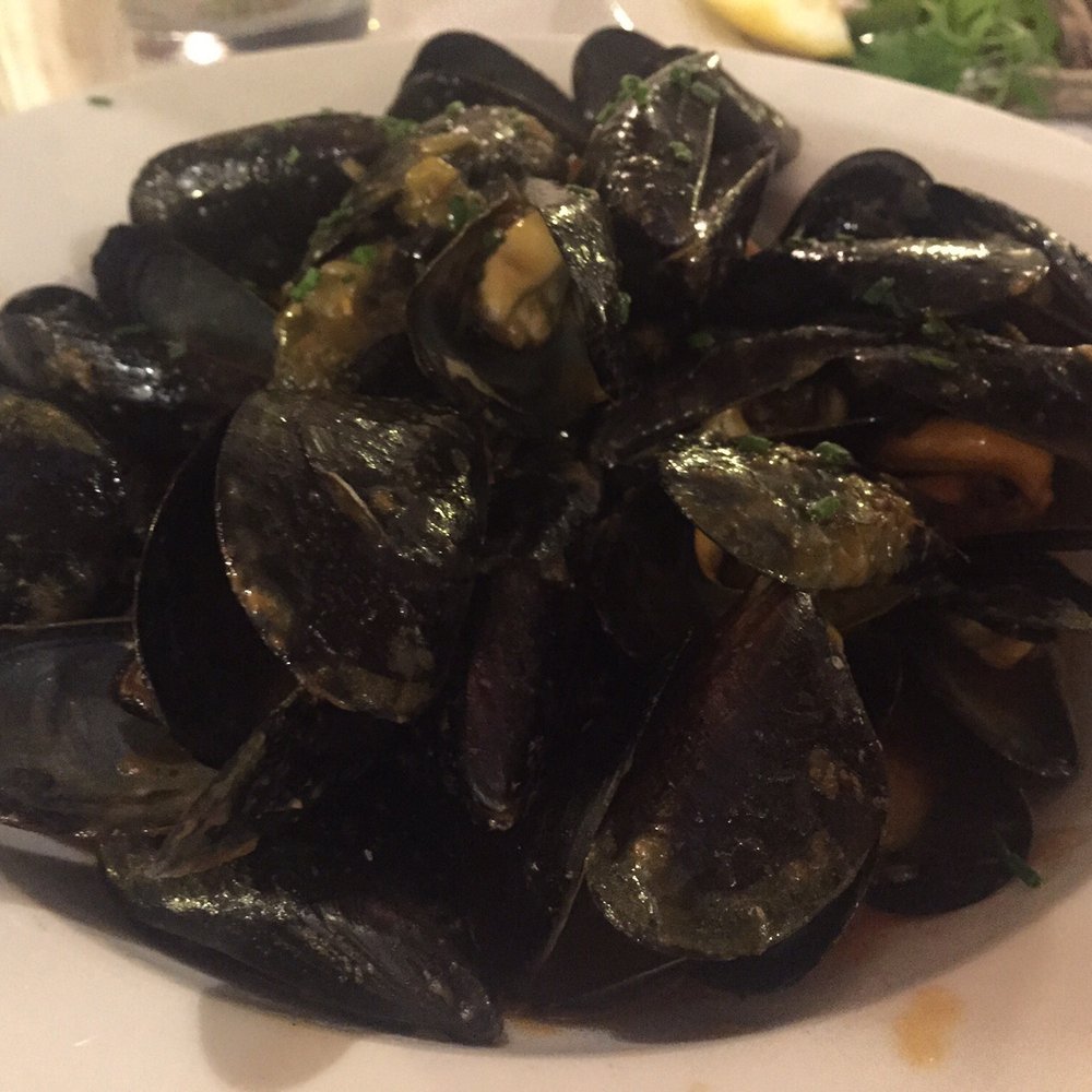 La Nansa - Muscles in marinera sauce - Spanish Near Me - Sitges, B