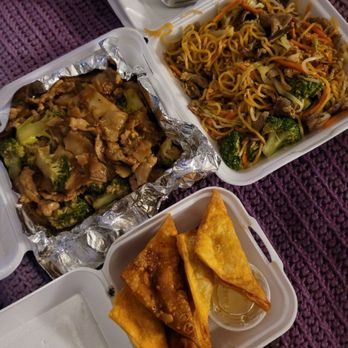 Kop Chai Thai - Thai Near Me - Camas, Washington