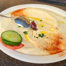 Aladdin's Eatery + Lounge - Hummus plate