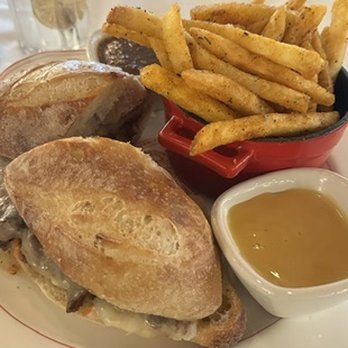 Little Daisy - Bars Near Me - Dallas, Texas