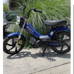 Moped Repair - Tomos moped