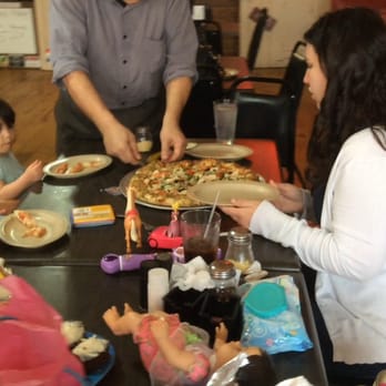 Milano's Pizza - Pizza Near Me - Mount Vernon, Texas