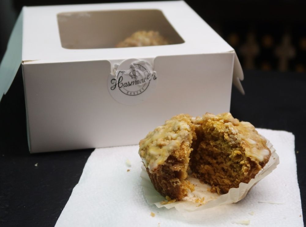 Hasmonek's Bakery Logo