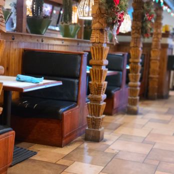 El Chaparral Mexican Restaurant - Helotes - Seating inside cozy settings with saltillo tiles as if you were in a Jardin - Mexican Near Me - Helotes, Texas El Chaparral Mexican Restaurant - Helotes - Seating inside cozy settings with saltillo tiles as if you were in a Jardin - Mexican Near Me - Helotes, Texas