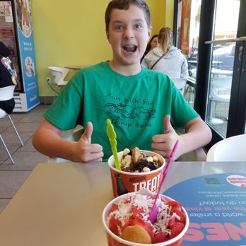 Menchie's Frozen Yogurt - End of winter break treats!! - Ice Cream & Frozen Yogurt Near Me - Springfield, Oregon Menchie's Frozen Yogurt - End of winter break treats!! - Ice Cream & Frozen Yogurt Near Me - Springfield, Oregon