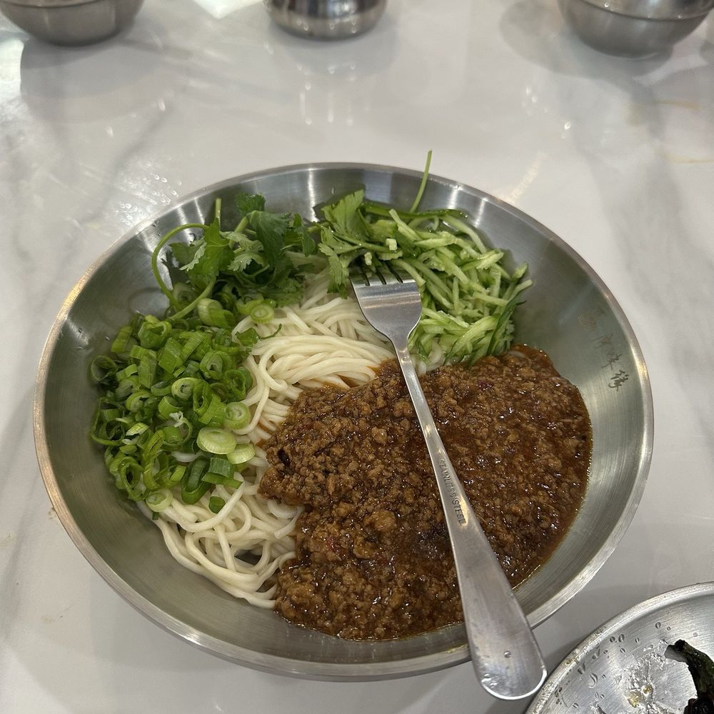 LOC Chinese Kitchen - Dan dan noodles - Chinese Near Me - Riverside, California