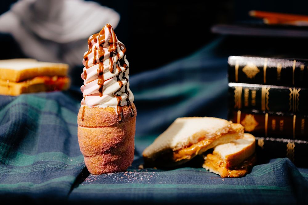 Crispy Cones Logo