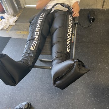 Strength N Stretch - Normatec compression - Physical Therapy Near Me - Beverly Hills, California Strength N Stretch - Normatec compression - Physical Therapy Near Me - Beverly Hills, California