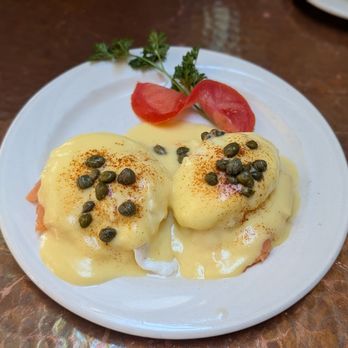 The Tuck Box - Benedict on tomatoes - Coffee & Tea Near Me - Carmel, California The Tuck Box - Benedict on tomatoes - Coffee & Tea Near Me - Carmel, California