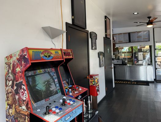 Oh My Burger by null