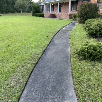 Quality Lawn Care - All cuts include edging if possible - Lawn Services Near Me Quality Lawn Care - All cuts include edging if possible - Lawn Services Near Me