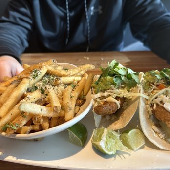 Yard House - Fish tacos and truffle fries - New American Near Me - Concord, California