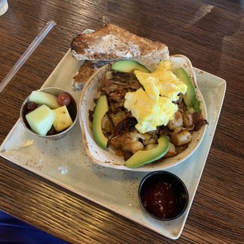 First Watch - Farmhouse skillet hash - Breakfast & Brunch Near Me - Shreveport, Louisiana First Watch - Farmhouse skillet hash - Breakfast & Brunch Near Me - Shreveport, Louisiana