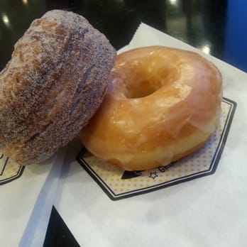 Kettle Glazed Doughnuts - cinnamon sugar cronut (left) and vanilla bean glazed donut (right) - Donuts Near Me - Hollywood, California