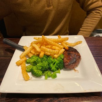 P.J. Whelihan's Pub + Restaurant - Lancaster - Steak - Sports Bars Near Me - Lancaster, Pennsylvania P.J. Whelihan's Pub + Restaurant - Lancaster - Steak - Sports Bars Near Me - Lancaster, Pennsylvania