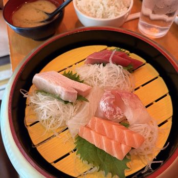 Sushi Tanuki - Sashimi A (Lunch) - Sushi Bars Near Me - Las Vegas, Nevada