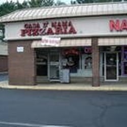 Casa D'Mama Pizzeria - To the right side of Safeway
