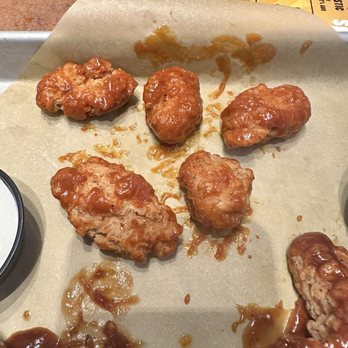 Buffalo Wild Wings - Small wings - Chicken Wings Near Me - Santa Ana, California