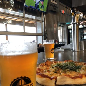 Invictus Brewing - Delicious Beer and Pizza! - Breweries Near Me - Blaine, Minnesota