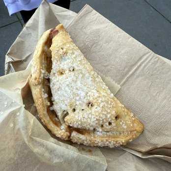 Mariposa Baking - Non dairy Apple hand pie - Bakeries Near Me - San Francisco, California Mariposa Baking - Non dairy Apple hand pie - Bakeries Near Me - San Francisco, California