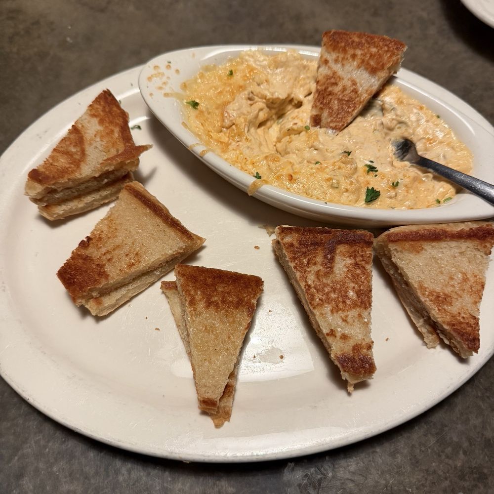 Smitty's Grille - Crab di with toast points - Seafood Near Me - Kernersville, North Carolina Smitty's Grille - Crab di with toast points - Seafood Near Me - Kernersville, North Carolina