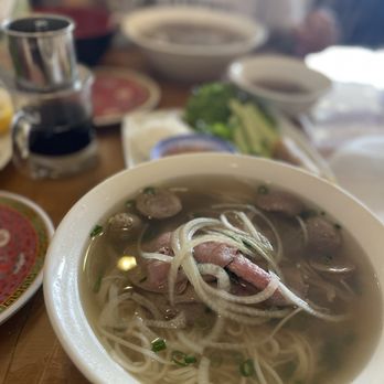Cuu Long Vietnamese Restaurant - Da best pho on the island - Vietnamese Near Me - Aiea, Hawaii Cuu Long Vietnamese Restaurant - Da best pho on the island - Vietnamese Near Me - Aiea, Hawaii