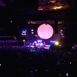 SMART Araneta Coliseum - The Smashing Pumpkins Live at the Araneta Coliseum