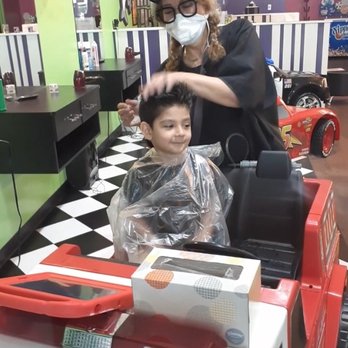 Sharkey's Cuts for Kids - ULTIMATE SOCIAL DISTANCING: in our 1000+ sq ft salon we have only one stylist Mon-Fri and no more than two Sat-Sun. - Kids Hair Salons Near Me - Los Angeles, California Sharkey's Cuts for Kids - ULTIMATE SOCIAL DISTANCING: in our 1000+ sq ft salon we have only one stylist Mon-Fri and no more than two Sat-Sun. - Kids Hair Salons Near Me - Los Angeles, California