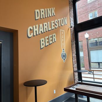Fife Street Brewing - Brewpubs Near Me - Charleston, West Virginia
