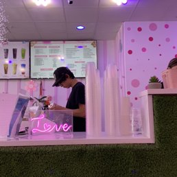 6/15/2023: Ordered mango refresher boba tea and two egg rolls to go . . . 6/15/2023: Ordered mango refresher boba tea and two egg rolls to go . . .