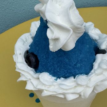 Sno-la Uptown - Blueberry cheesecake stuffed snoball - Desserts Near Me - New Orleans, Louisiana