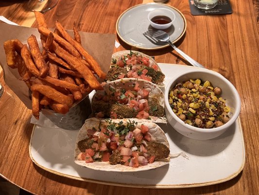 Maggie McFly's | Springfield by null